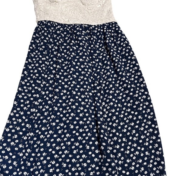Candie’s Women XS Lace Bodice Navy Floral Maxi Dress Spaghetti Strap - Picture 5 of 12